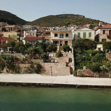 Seafront In Kiveri, Near Nafplion. Apartment