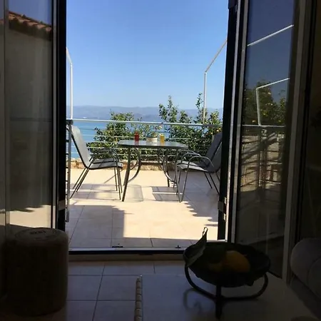 Apartment Seafront In Kiveri, Near Nafplion.