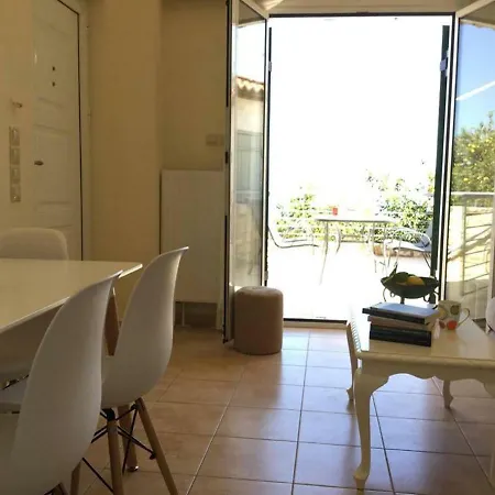 Apartment Seafront In Kiveri, Near Nafplion.