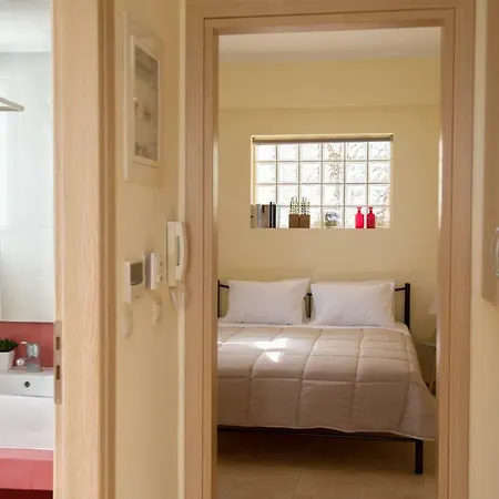 公寓 Seafront In Kiveri, Near Nafplion.