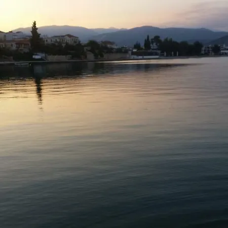 Apartment Seafront In Kiveri, Near Nafplion. *