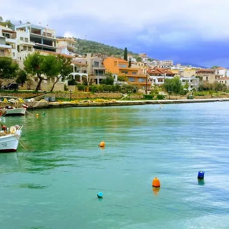 Seafront In Kiveri, Near Nafplion. 公寓 *
