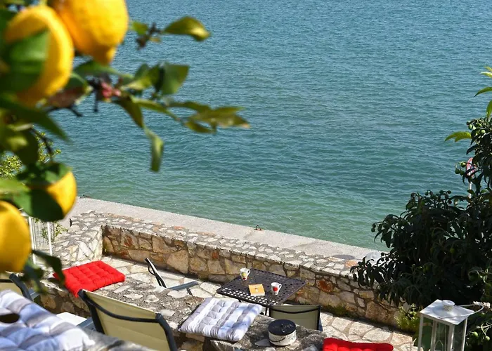 Lejlighed Seafront In Kiveri, Near Nafplion. *
